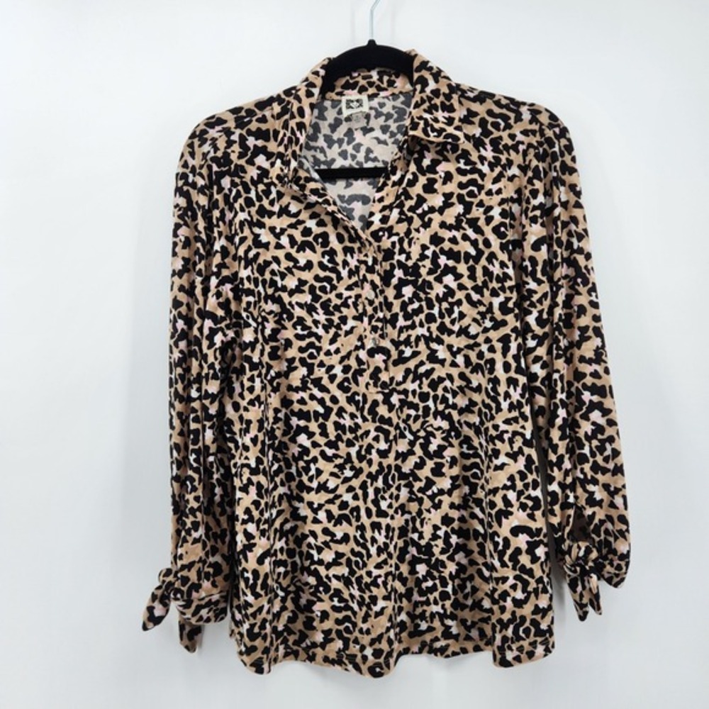 Anne Klein Animal Print Long Sleeve Blouse Tie‎ Cuff Tan Black Pink M